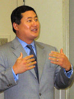 300px-John-Yoo.jpg